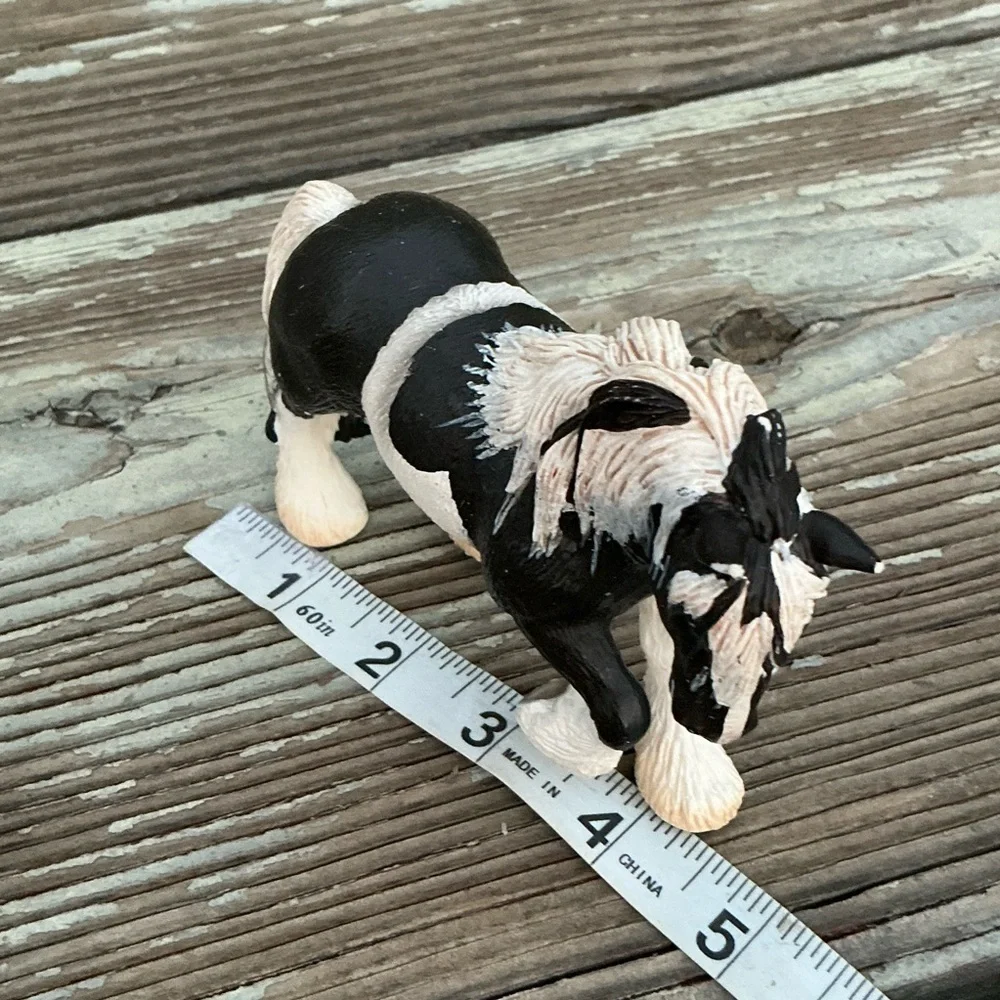 Black and White Horse Figurine - Picture 4 of 5